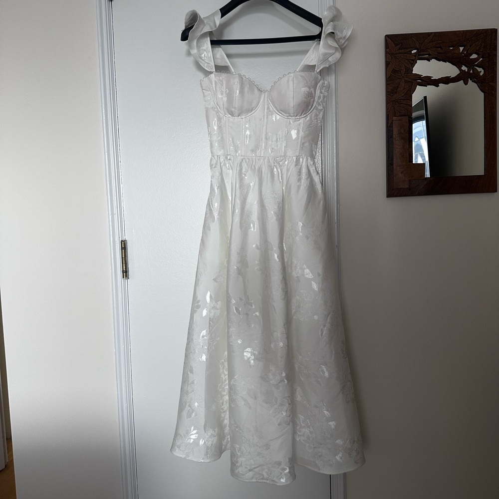 V. Chapman White Midi Dress with Ruffle Straps - Picture 3 of 7